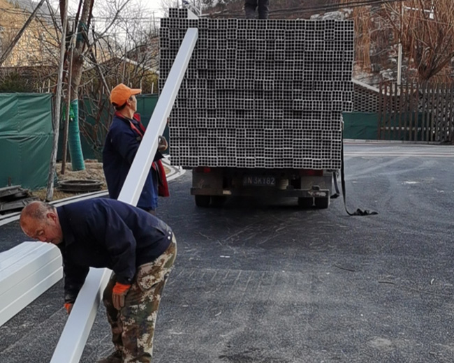 房山竇店客戶采購9孔pvc格柵管工地現場發回現況